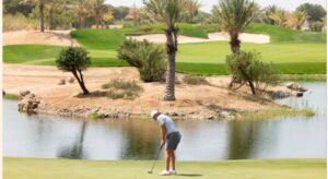 السعودية تتعاون مع مؤسس بلاكبيري لتطوير قطاع الغولف الفاخر ضمن رؤية 2030