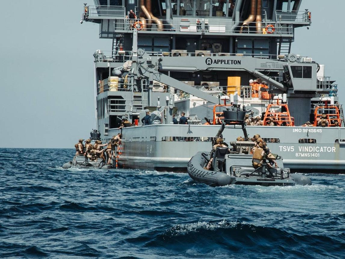 الجيش الأمريكي يستعد لاحتجاز سفن مرتبطة بإيران وتوسيع الحملة البحرية عالمياً