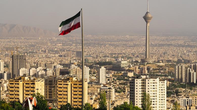 فورين أفيرز: حرب واشنطن وتل أبيب صنعت إيران جديدة أكثر قوة ونفوذاً في الشرق الأوسط