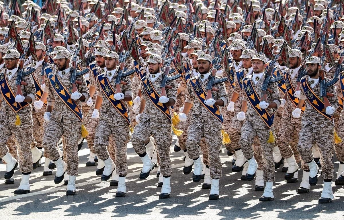 نيويورك تايمز: المتشددون داخل النظام الإيراني ينسفون اتفاق السلام مع واشنطن